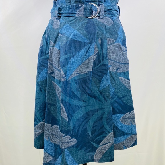 GAP Dresses & Skirts - Women’s skirt